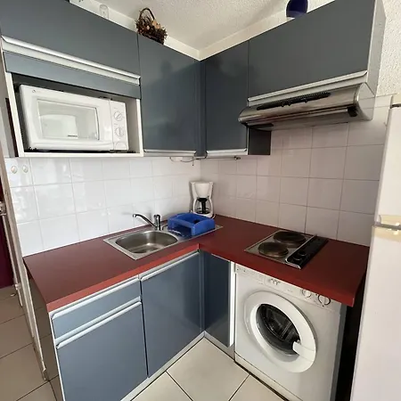 2 Pers Avec Terrasse Et Piscine Au Cap D'agde - Fr-1-249a-25 * Agde